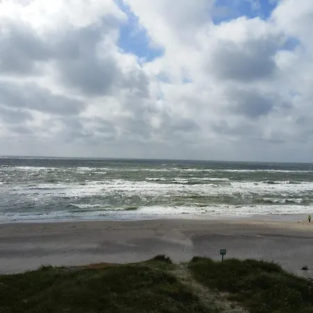 Seaside Escape With Sauna - By Traum 別荘