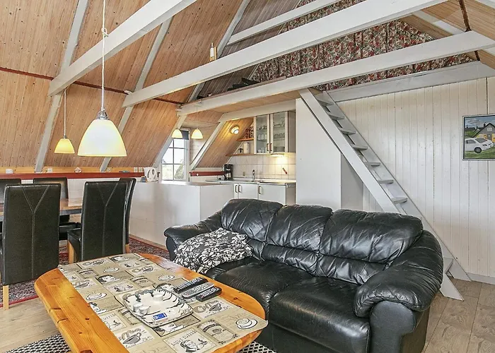 Semesterbostad Seaside Escape With Sauna - By Traum