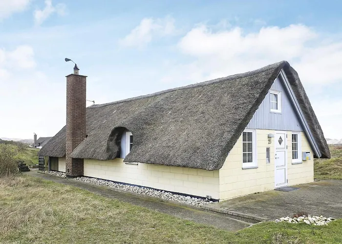 Seaside Escape With Sauna - By Traum *